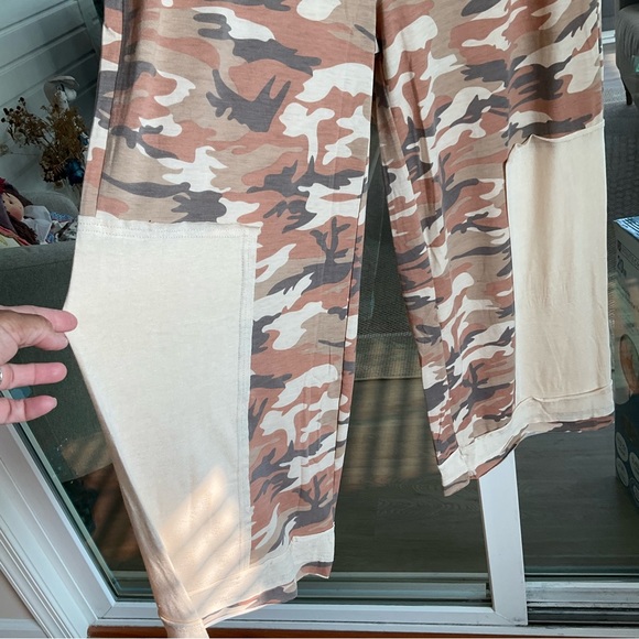 Time After Time Wide Leg Pants - Picture 2 of 7